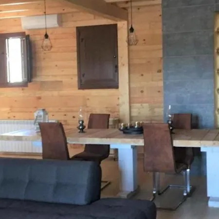Magnifica Casa Recien Reformada En El Casco Antiguo De Appartement Fuentiduena
